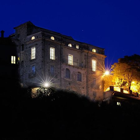 Ferienwohnung Residenza Matarazzo E Le Sue Soffitte Castellabate Exterior foto